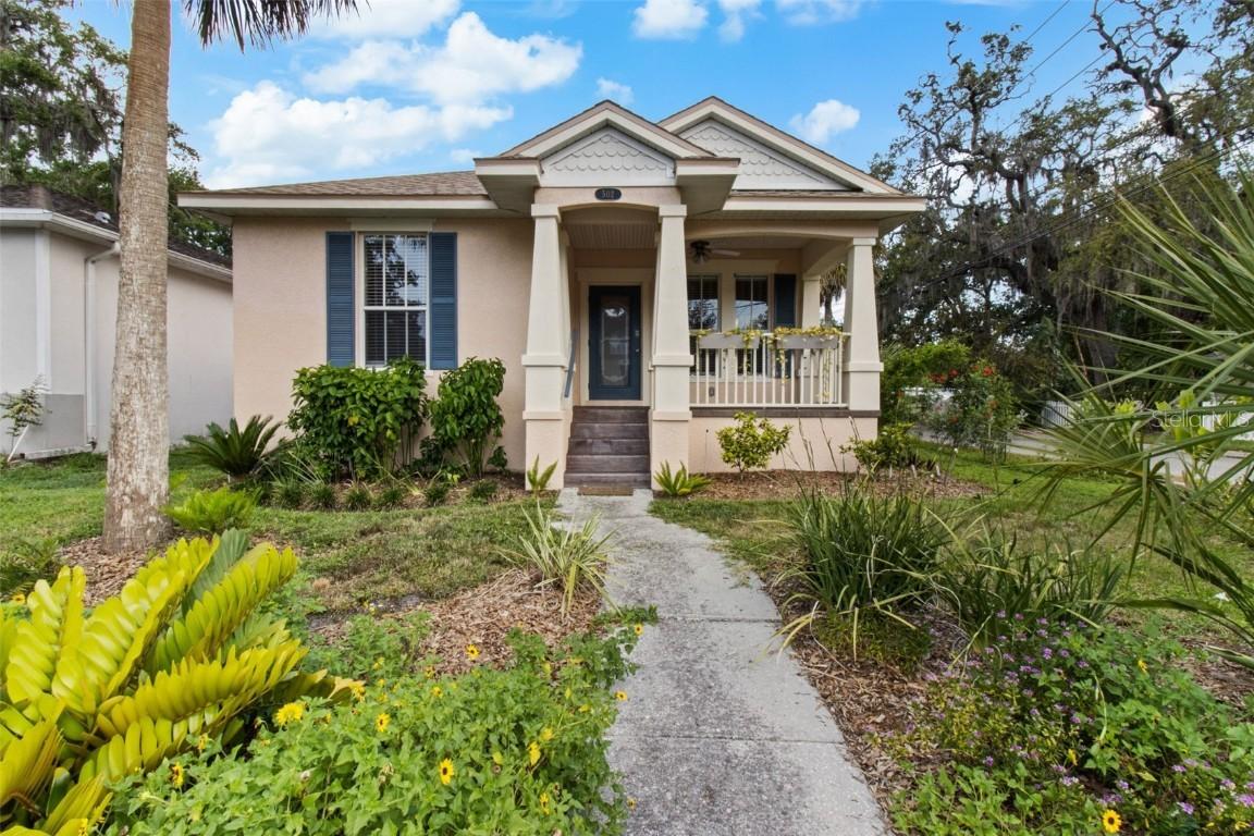 502 Lincoln Ave., Tarpon Springs, FL 34689