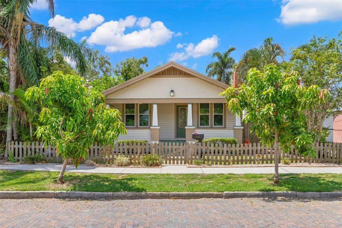 1530 21st Ave., St Petersburg, FL 33704