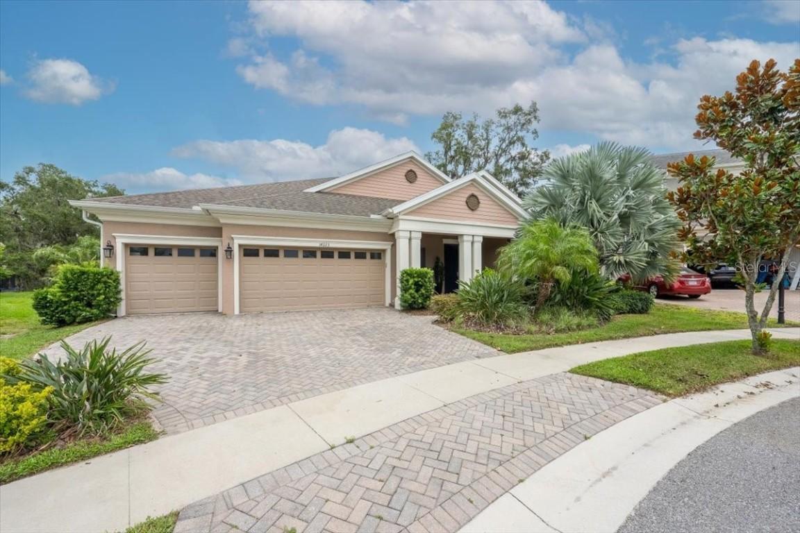 14223 Lambert Bridge Ln., Lithia, FL 33547