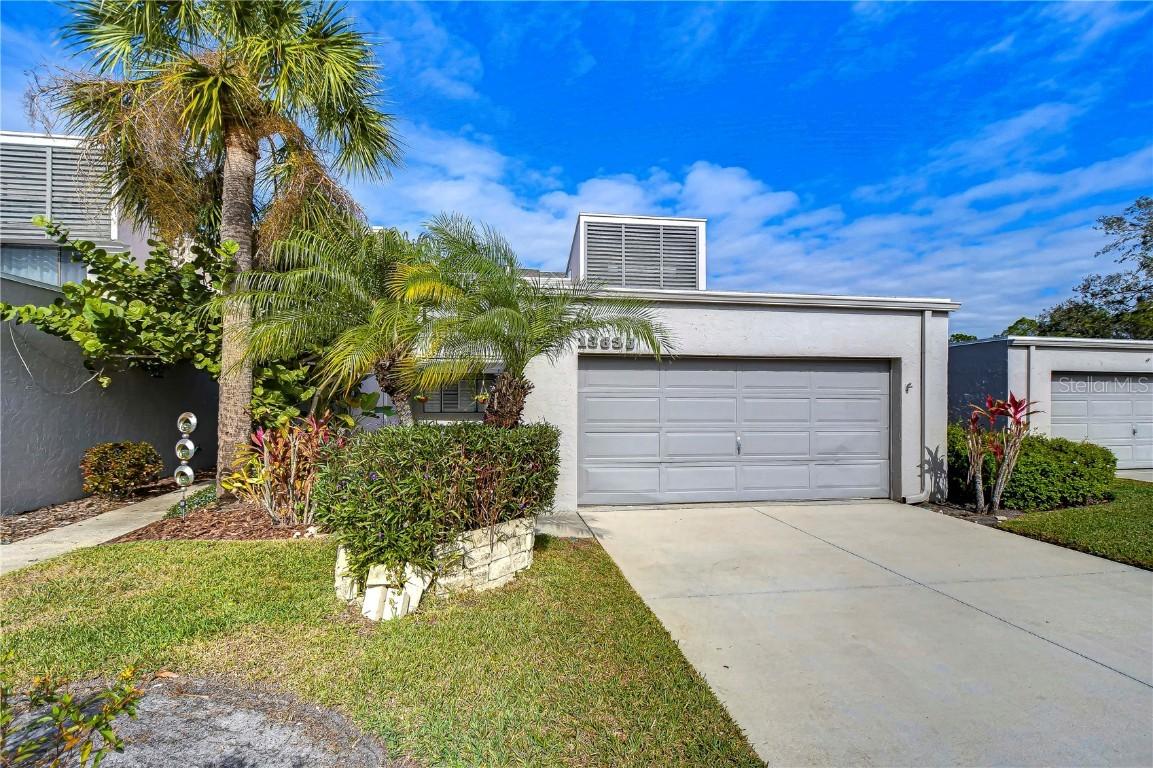 13635 Twin Lakes Ln., Tampa, FL 33618