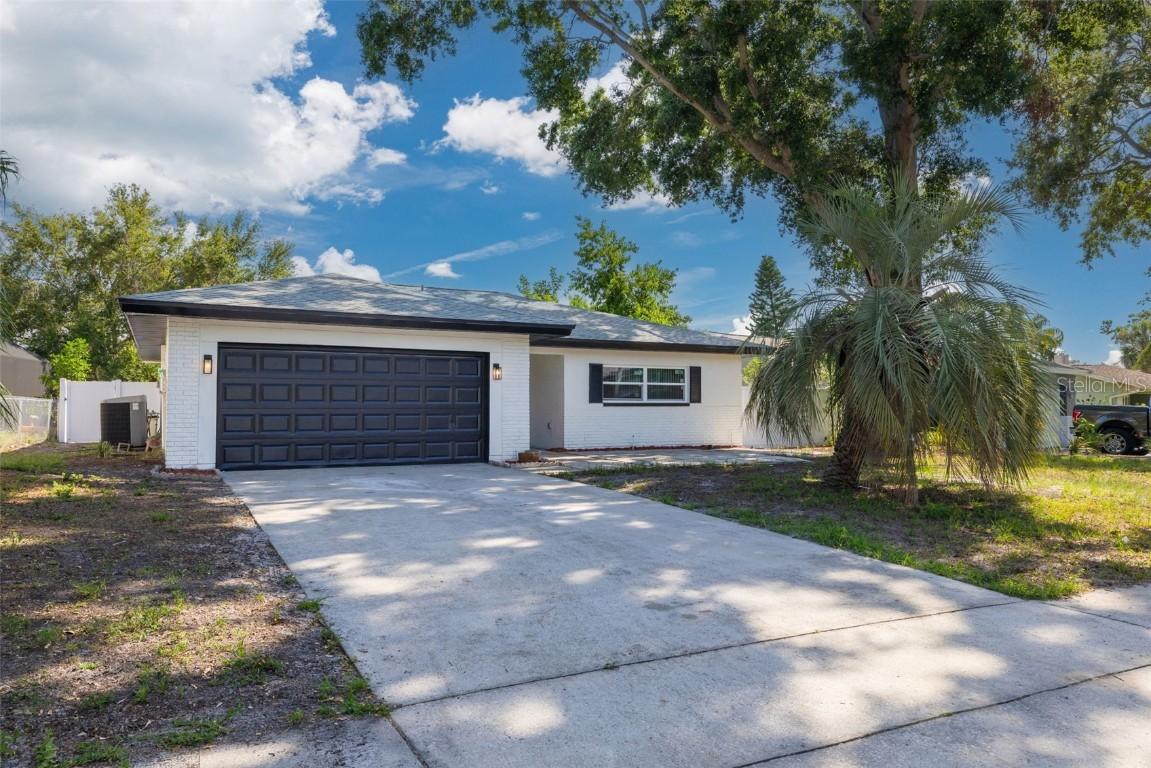 2436 Beacon Groves Blvd., Palm Harbor, FL 34683