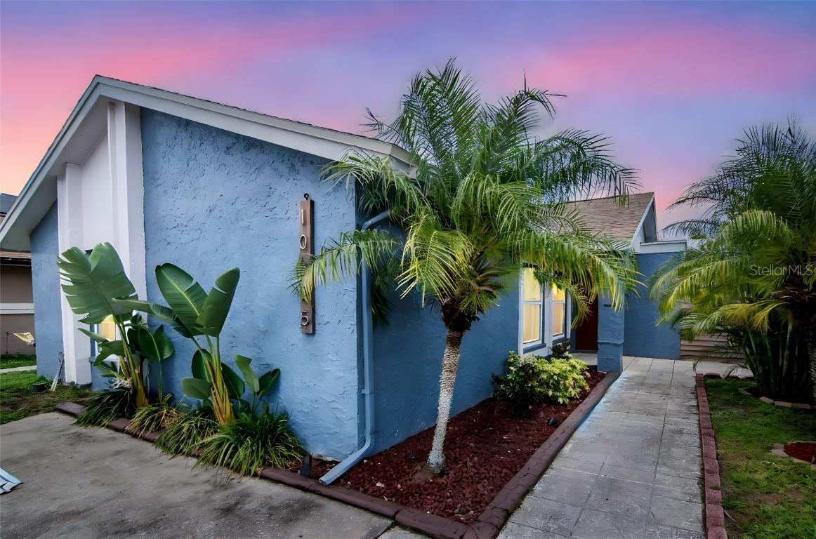 10325 Parkcrest Dr., Tampa, FL 33624