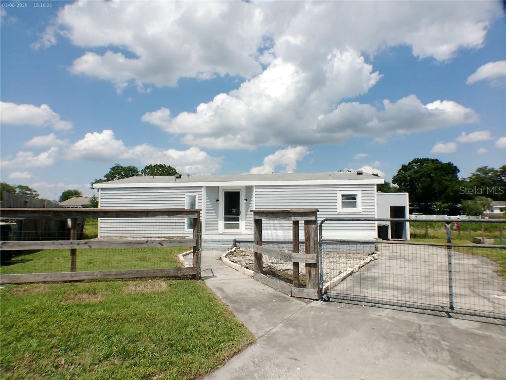 1206 Skyview Cove, Lakeland, FL 33801