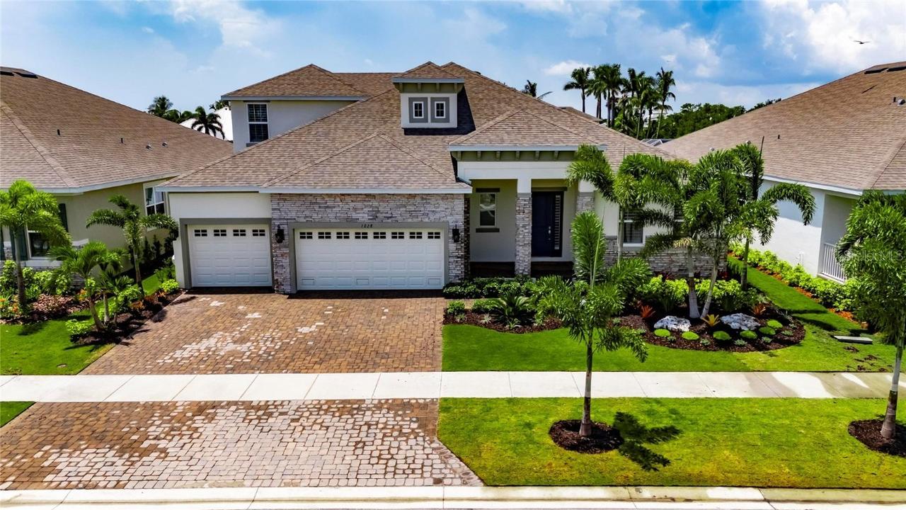1028 Signet Dr., Apollo Beach, FL 33572