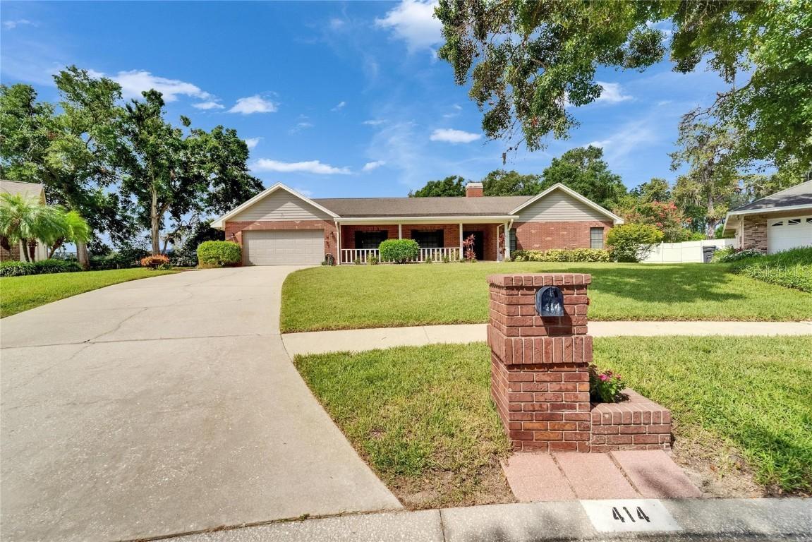 414 Summit Chase Dr., Valrico, FL 33594