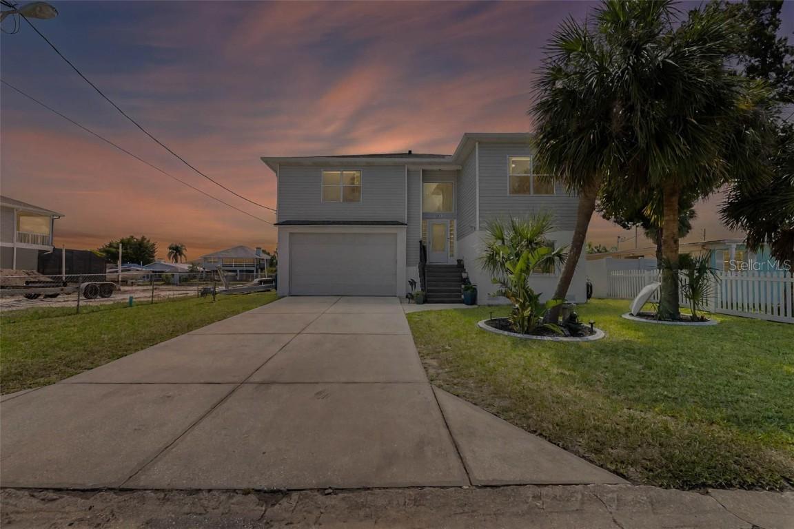 4464 Neptune Dr., Hernando Beach, FL 34607