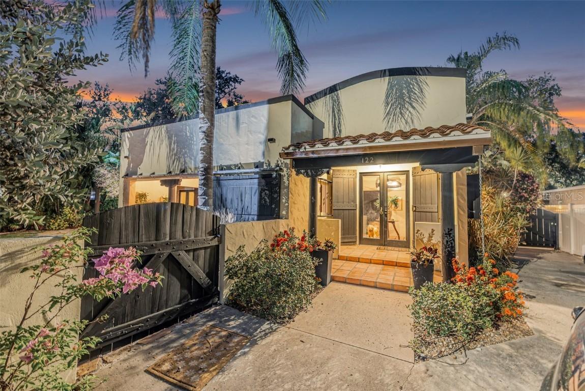 122 Miramar Blvd., St Petersburg, FL 33704