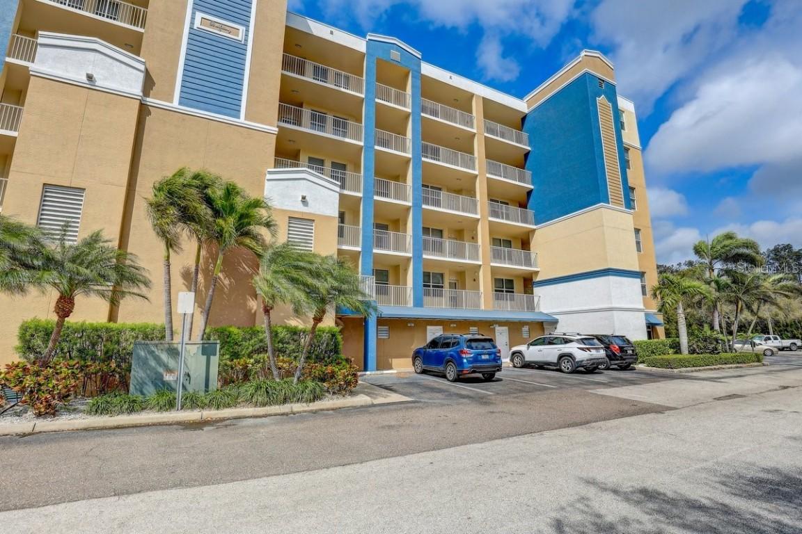960 Starkey Rd. #2405, Largo, FL 33771