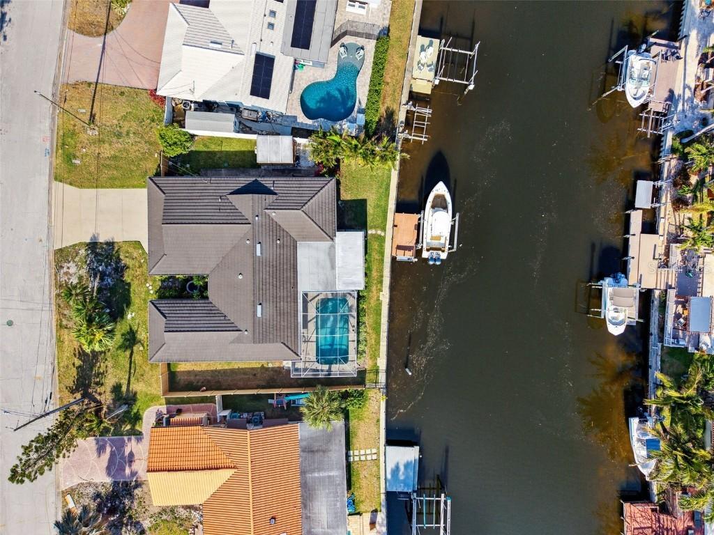 1399 49th Ave., St Petersburg, FL 33703