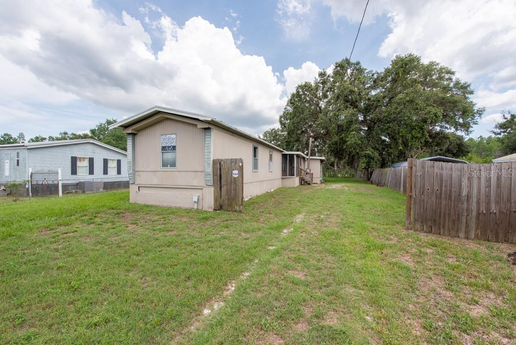39034 Central Ave., Zephyrhills, FL 33540