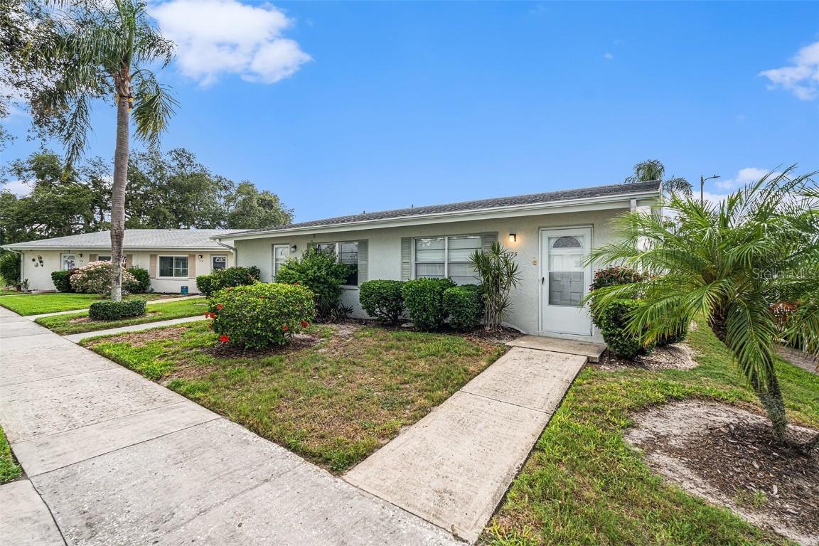 301 Andover Pl. #175, Sun City Center, FL 33573