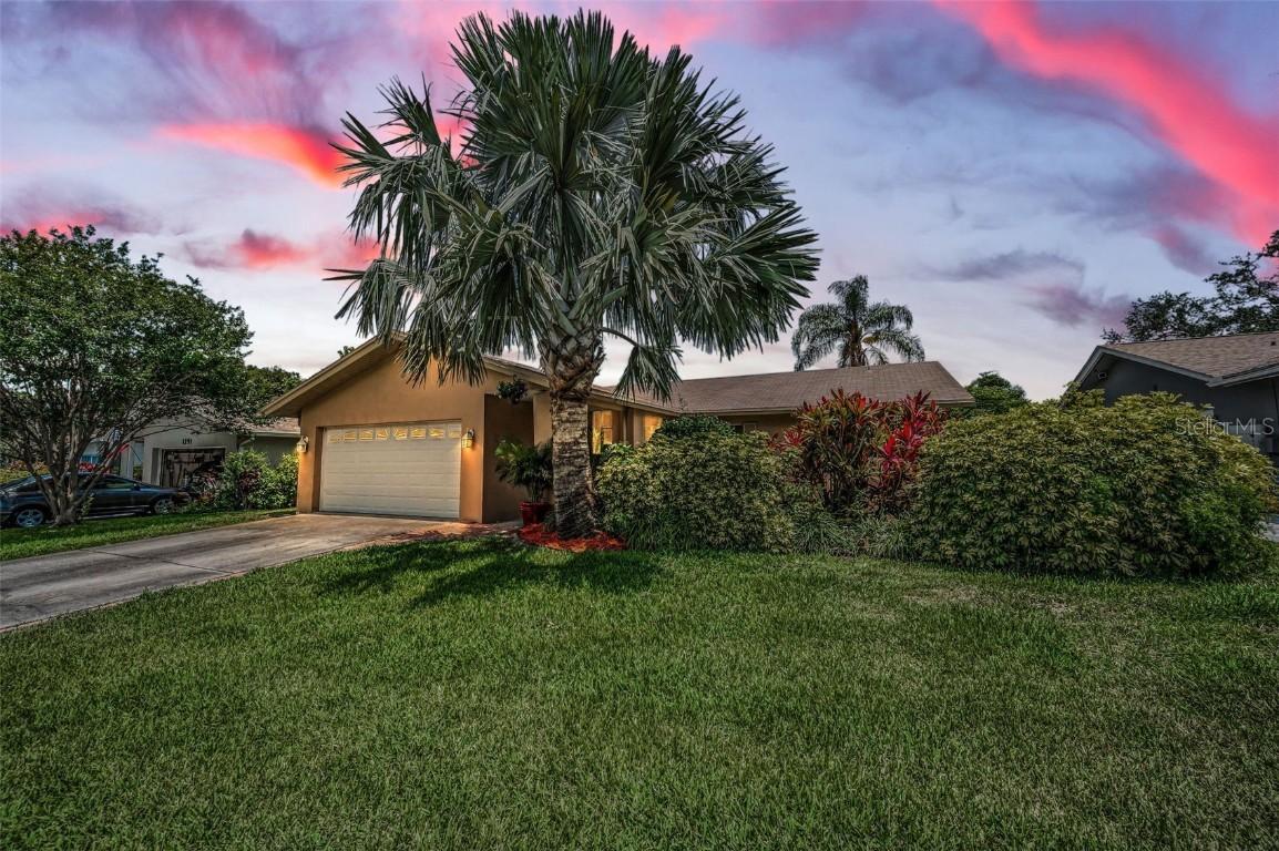 1281 Amberlea Dr., Dunedin, FL 34698