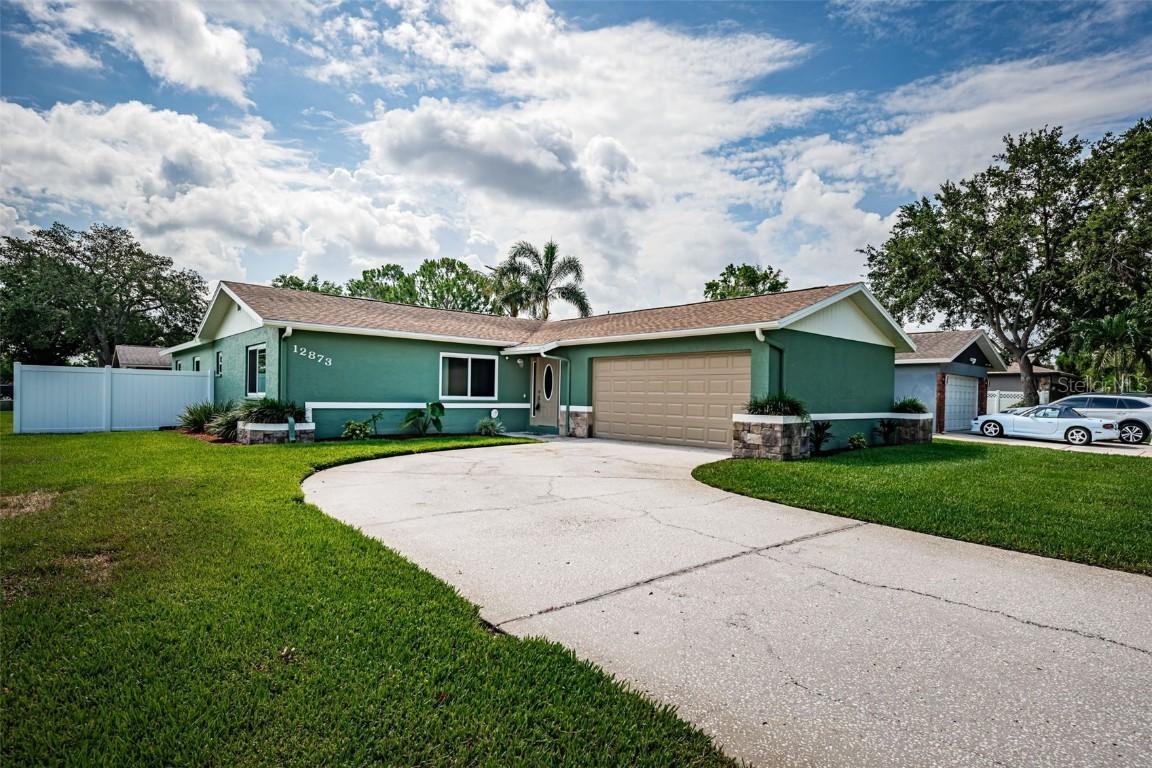 12873 Cumberland Dr., Largo, FL 33773