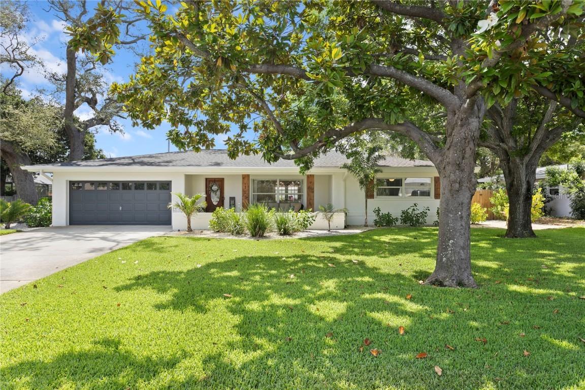 125 Live Oak Ln., Largo, FL 33770