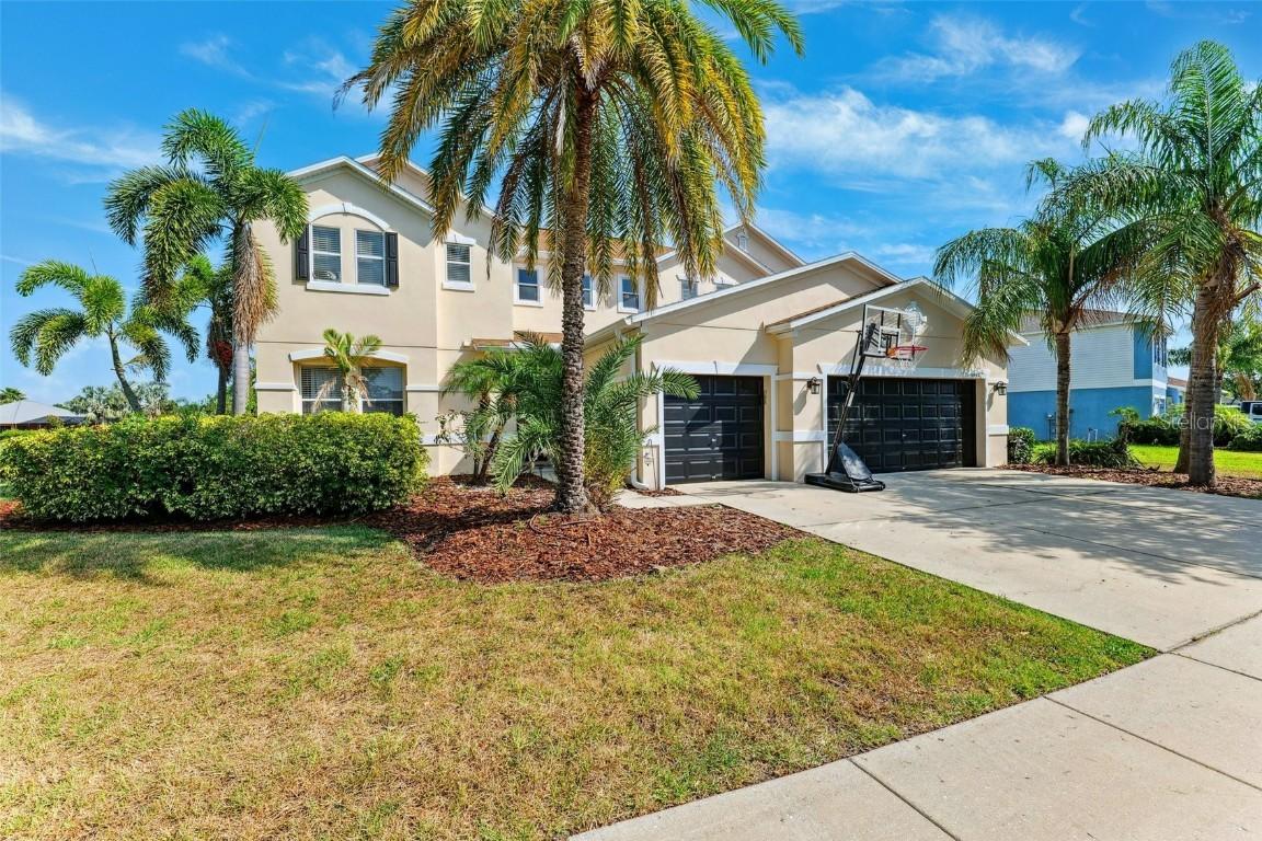 5457 Sandy Shell Dr., Apollo Beach, FL 33572