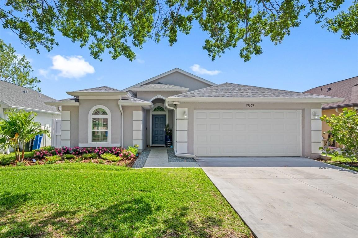 19309 Garden Quilt Cir., Lutz, FL 33558