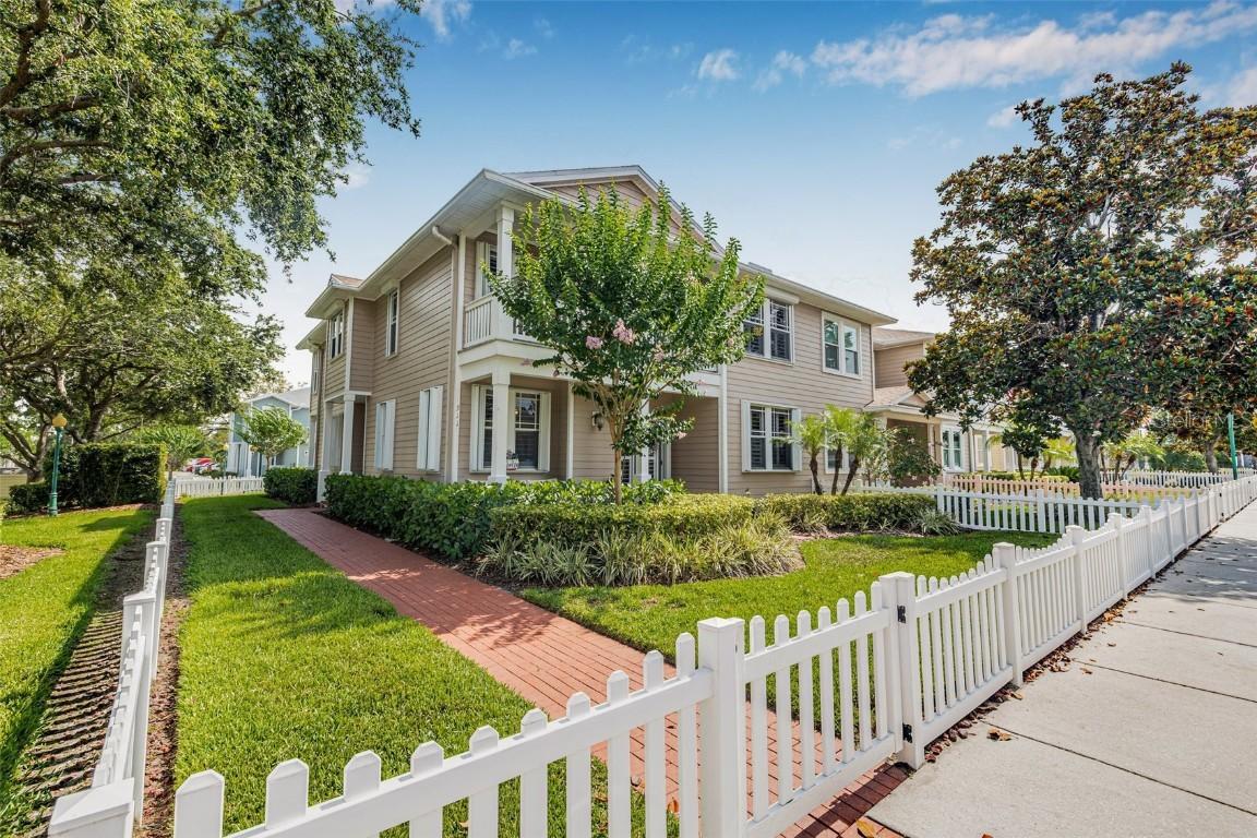 311 1st Ave., Largo, FL 33770