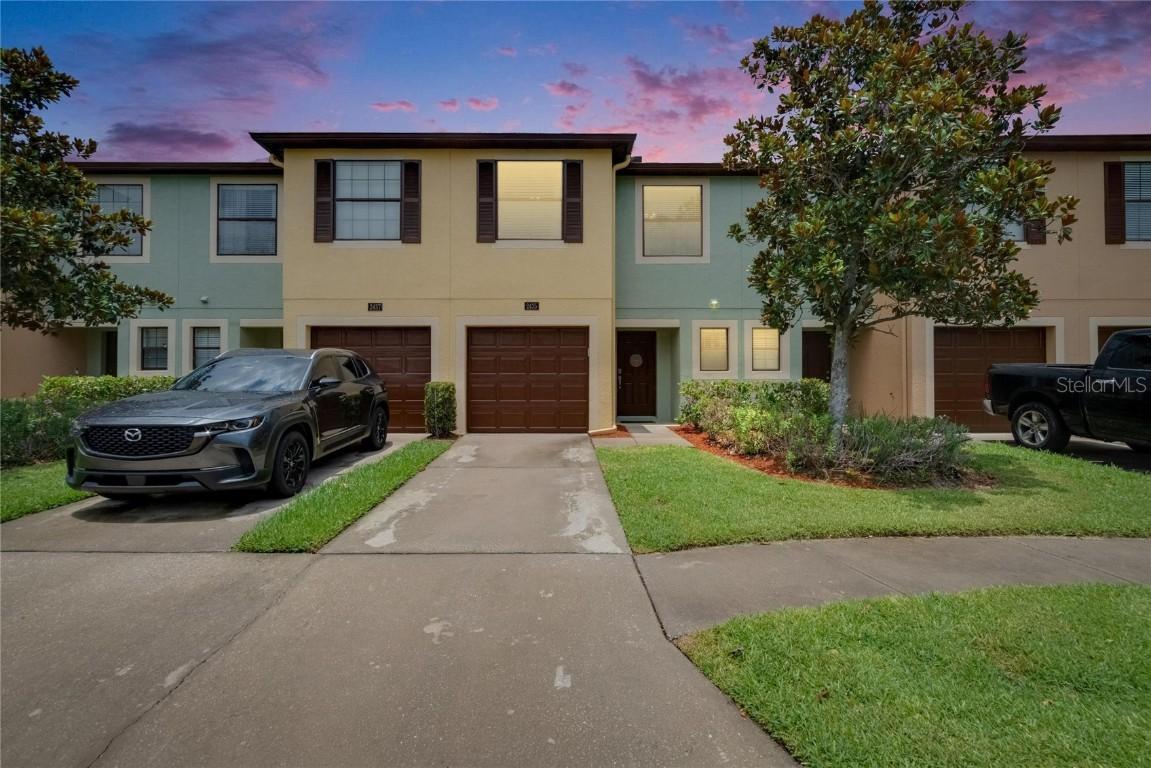 2435 Edgewater Falls Dr., Brandon, FL 33511