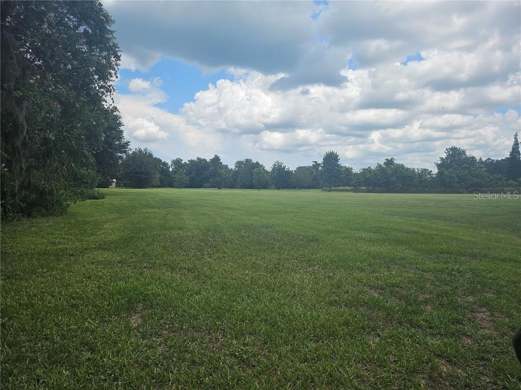 2452 Welcome Rd., Lithia, FL 33547