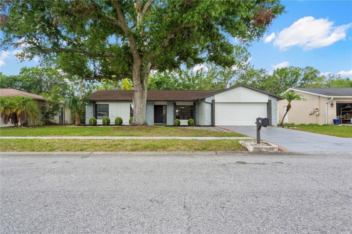 4706 Fox Hunt Dr., Tampa, FL 33624