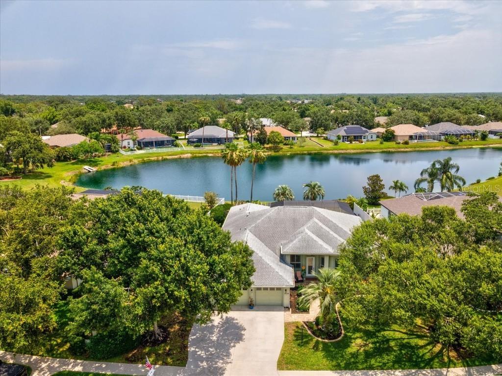 2730 River Woods Dr., Parrish, FL 34219
