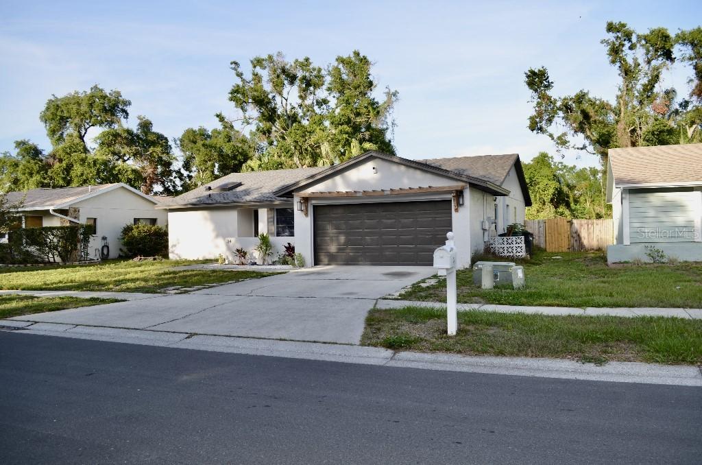 34 Harbor Oaks Cir., Safety Harbor, FL 34695
