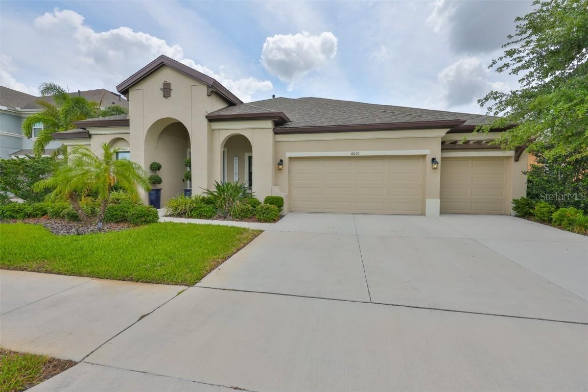 6016 Shadowlake Dr., Apollo Beach, FL 33572