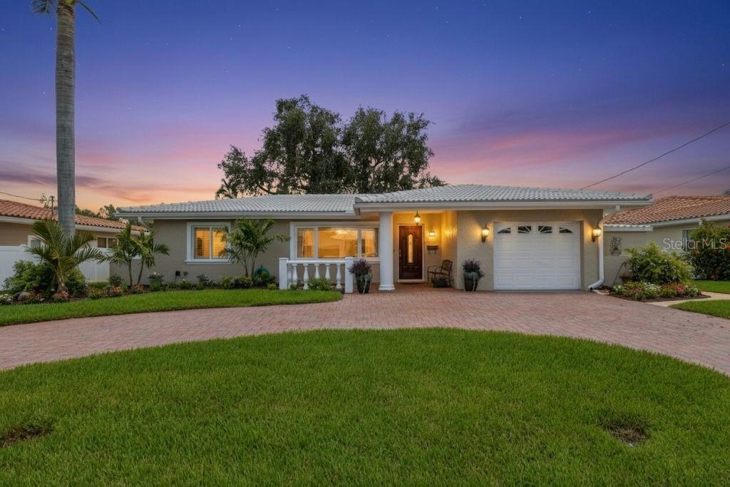 715 45th Ave., St Petersburg, FL 33703