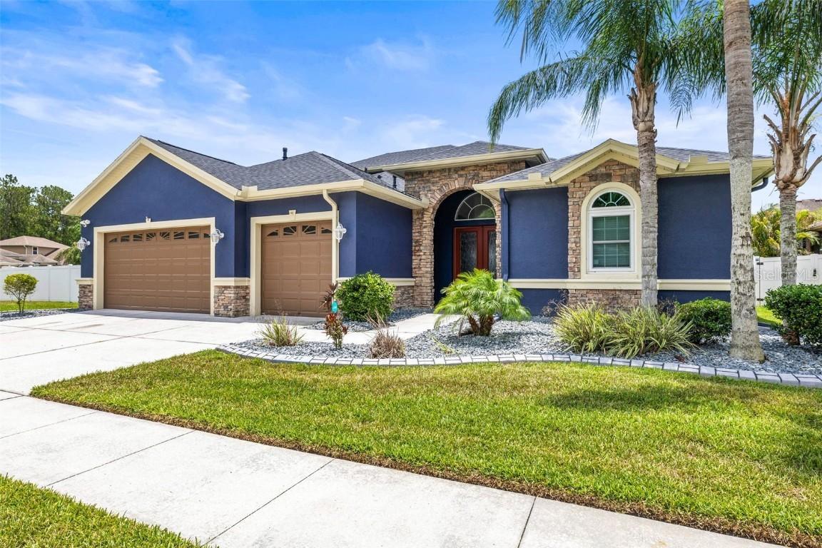 1741 Beaconsfield Dr, Wesley Chapel, FL 33543