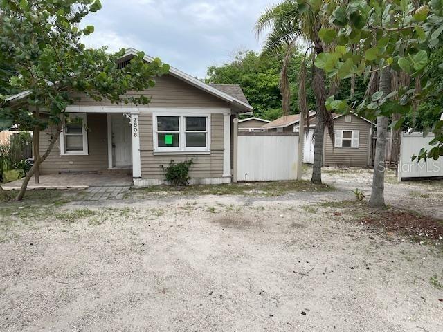 7806 N Orleans Ave., Tampa, FL 33604