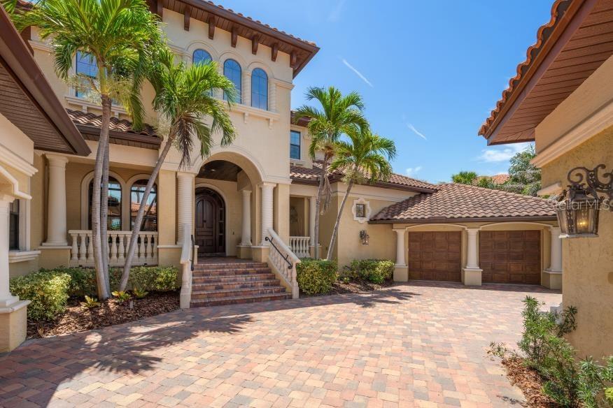 841 Ponce De Leon Dr., St Petersburg, FL 33715