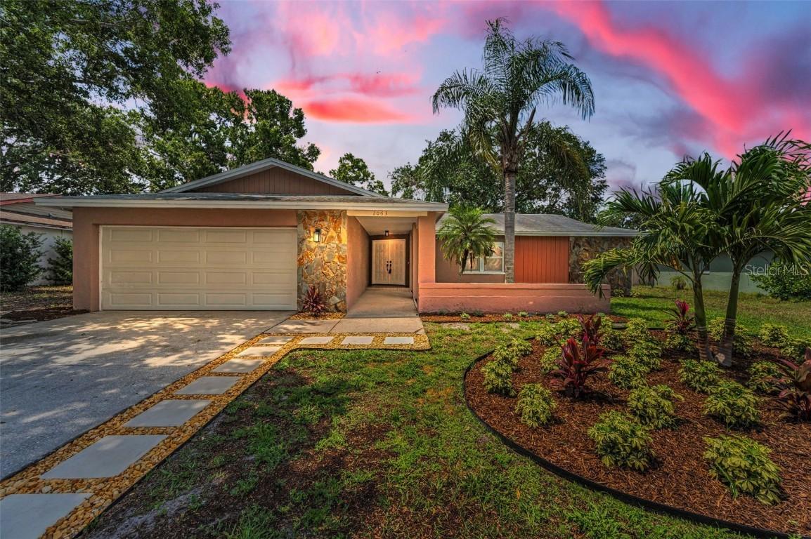 2063 Ridgecrest Dr., Dunedin, FL 34698