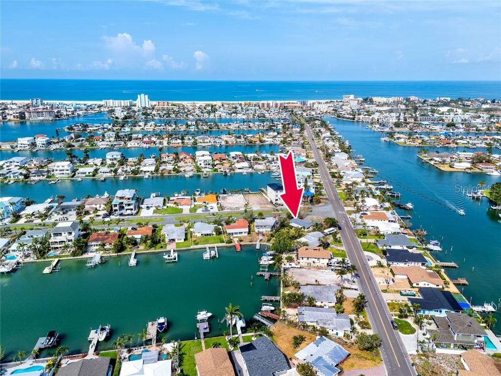 11465 7th St., Treasure Island, FL 33706