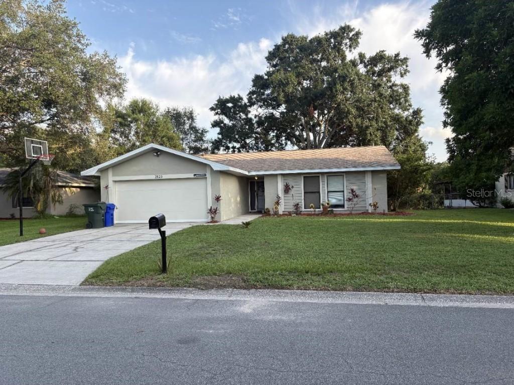 2123 Woodburn Loop, Lakeland, FL 33813
