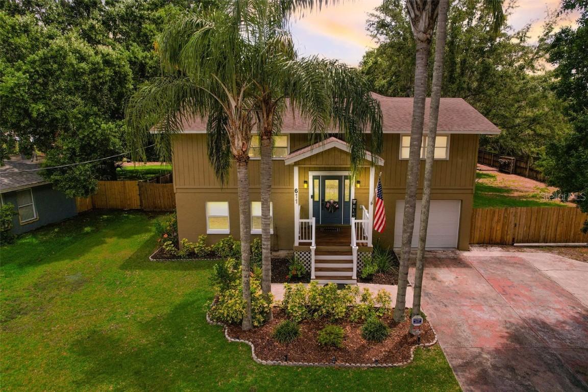 611 Shore Dr., Oldsmar, FL 34677