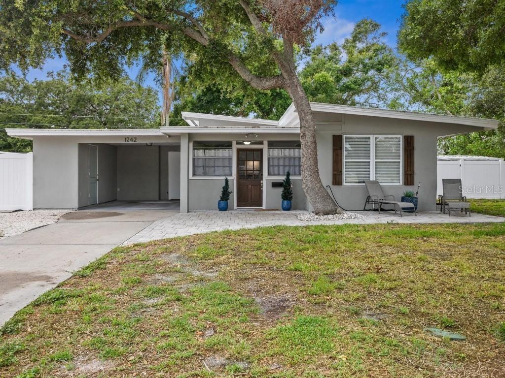 1242 74th St., St Petersburg, FL 33710