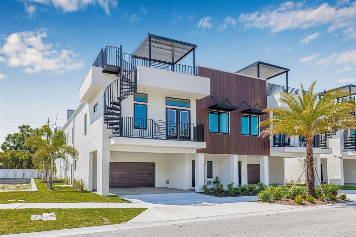 8625 5th St., St Petersburg, FL 33702