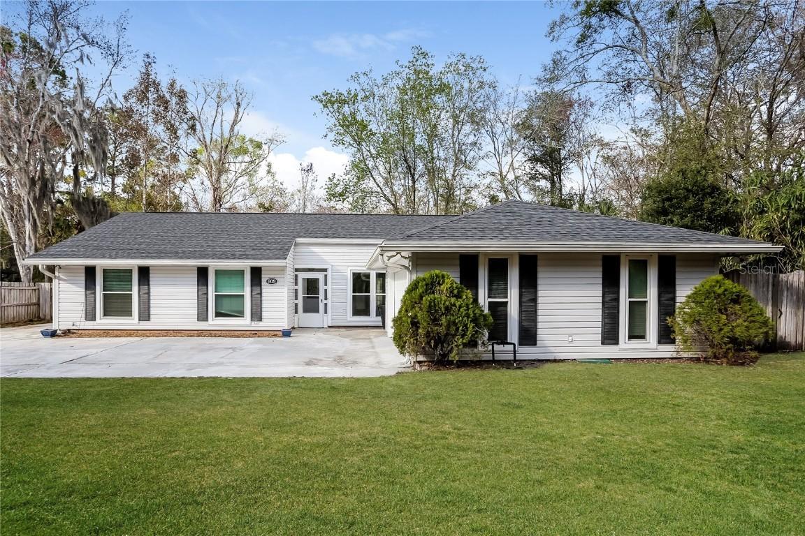 609 San Robar Dr., Orange Park, FL 32073