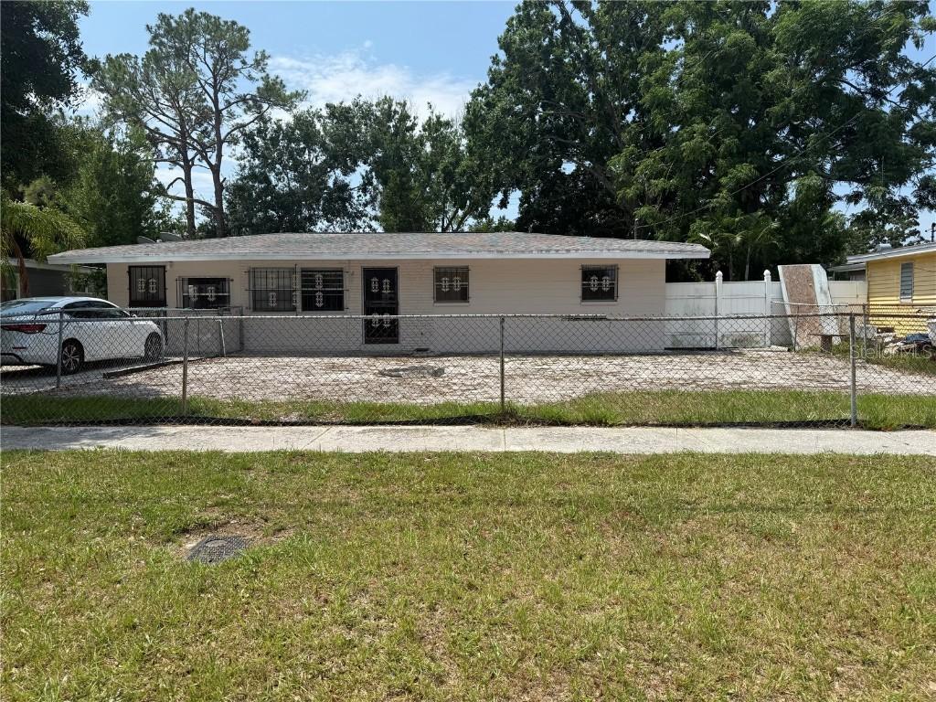 4422 W Wisconsin Ave., Tampa, FL 33616