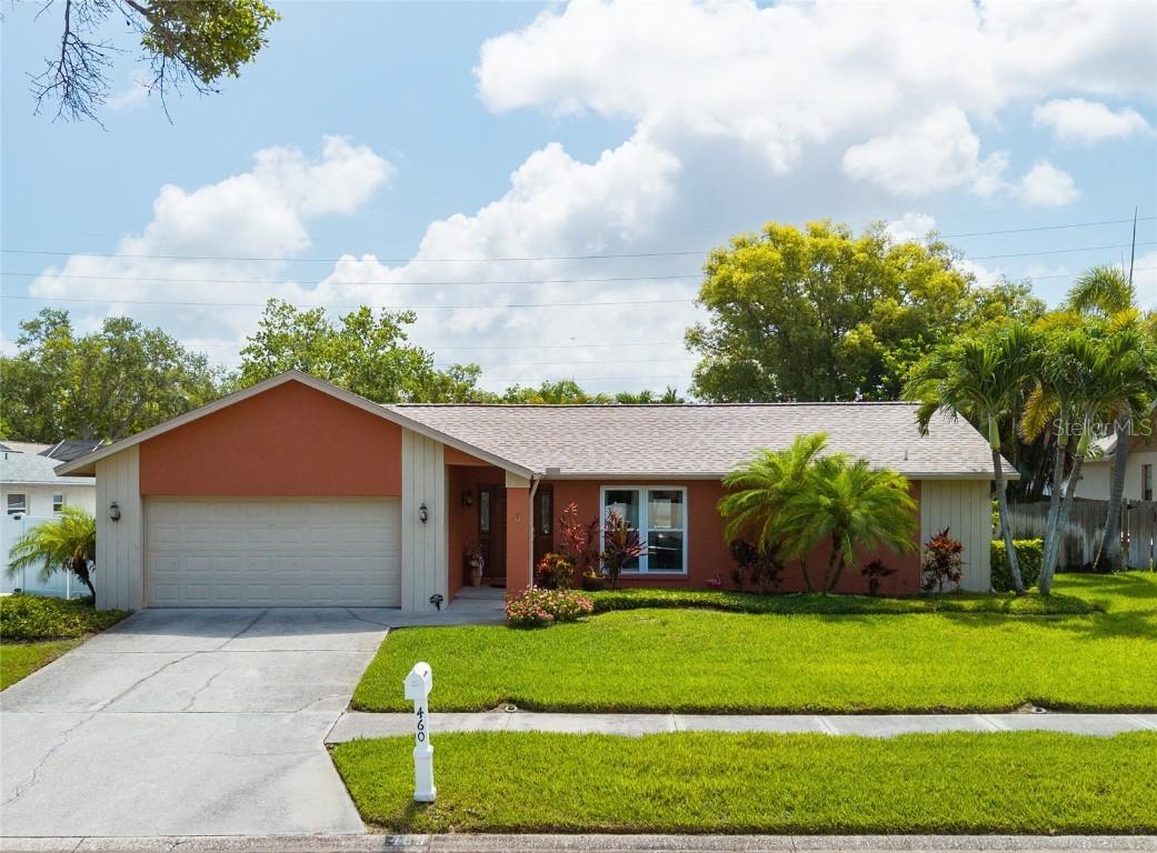 460 Meravan Dr., Palm Harbor, FL 34683