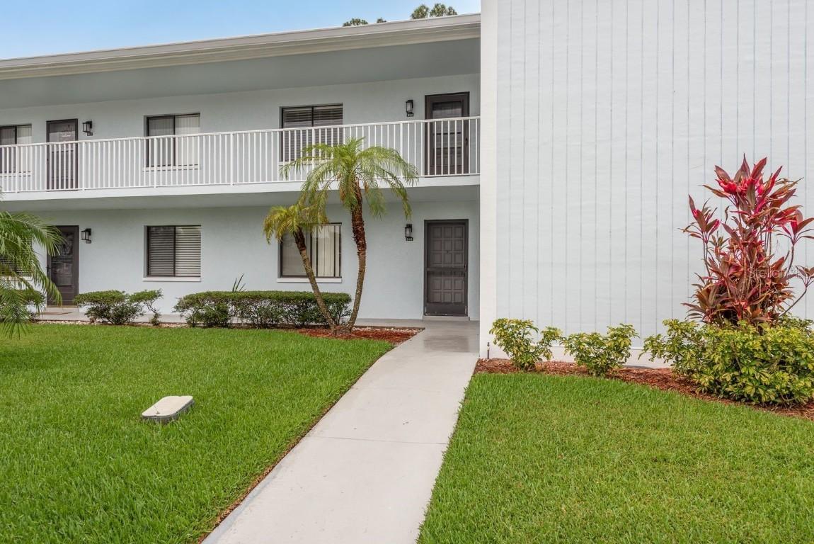 210 Martha Ln., Oldsmar, FL 34677