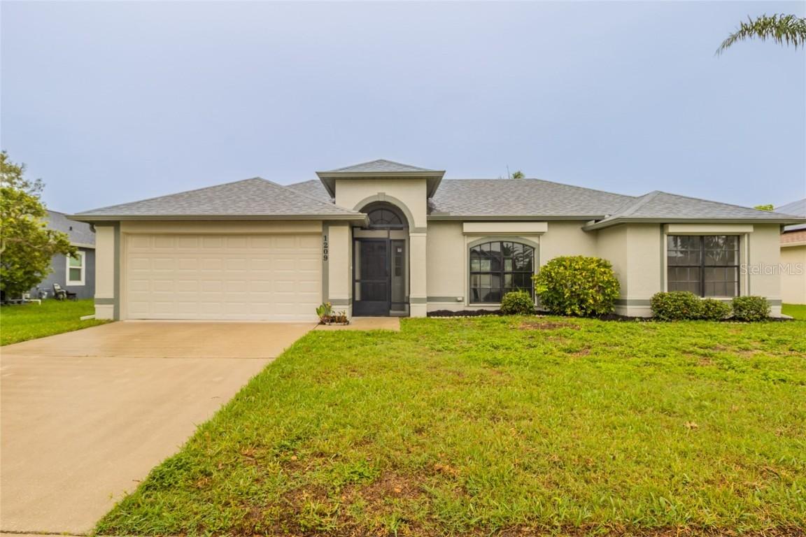 1209 Sugar Creek Ln., Rockledge, FL 32955