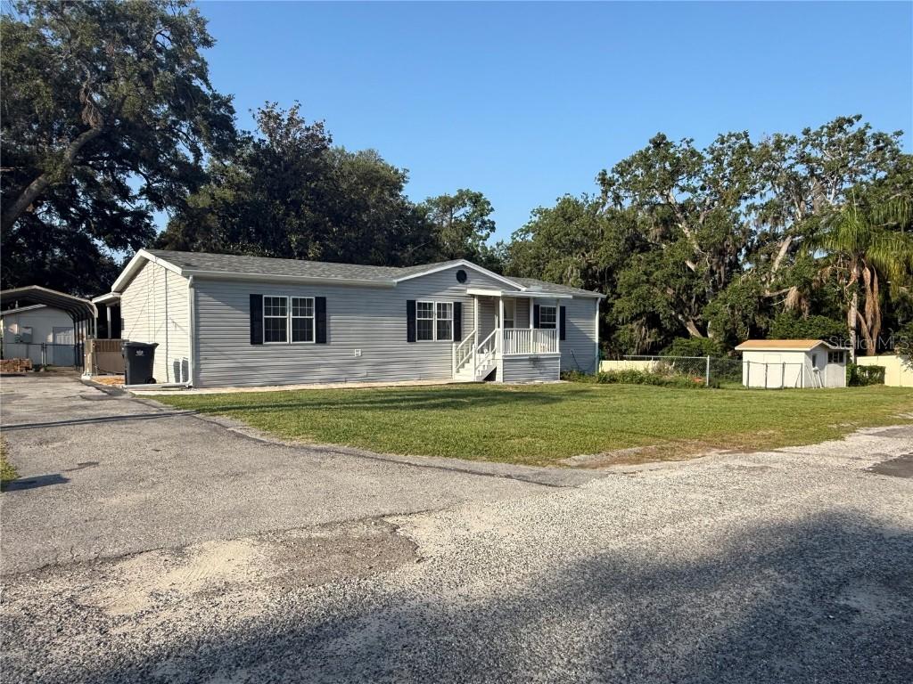317 Mccolskey Ave., Brandon, FL 33510