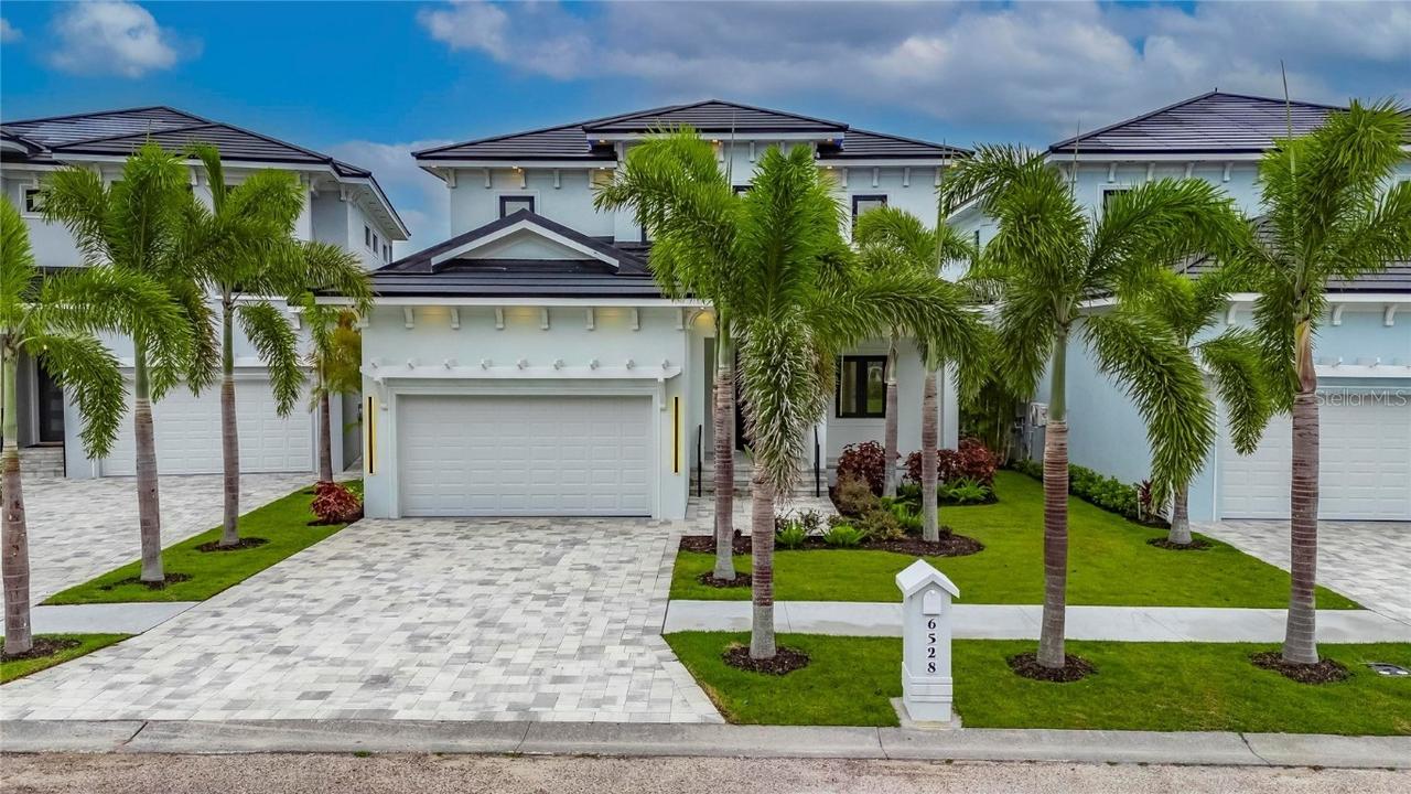 6528 Simone Shores Cir., Apollo Beach, FL 33572