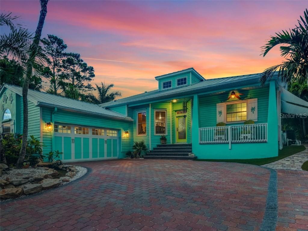 1217 N Florida Ave., Tarpon Springs, FL 34689