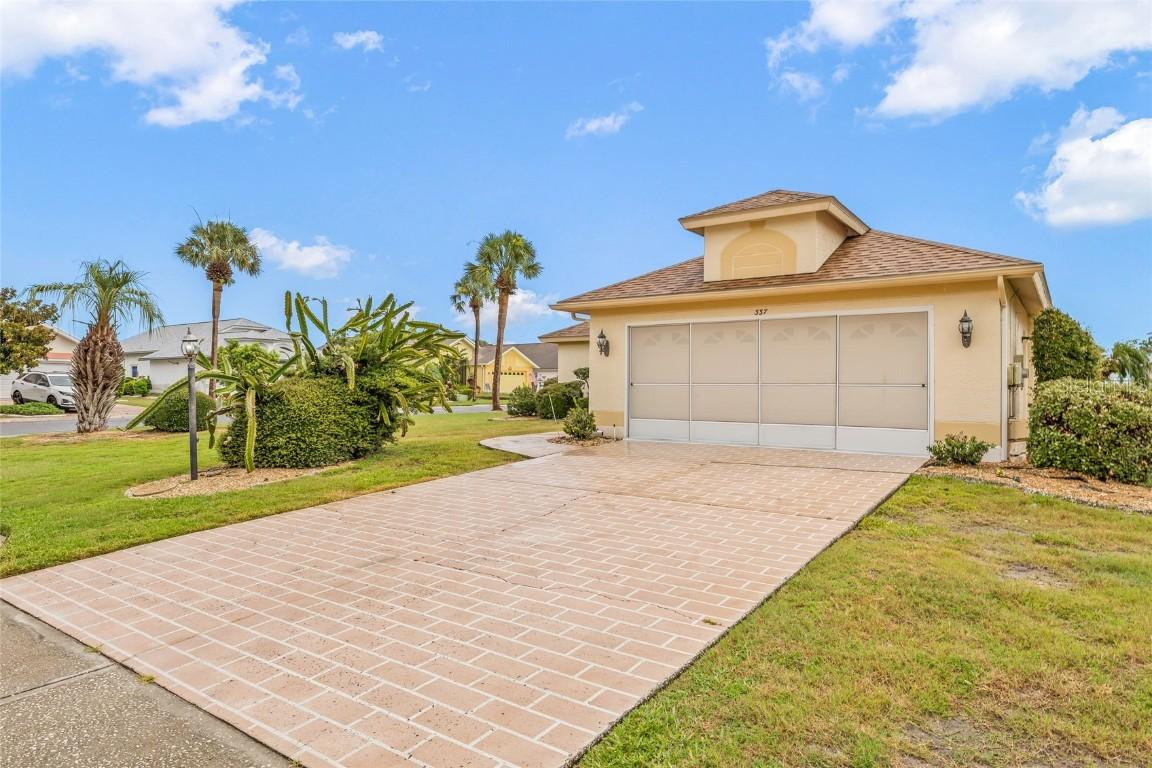 337 Northway Dr., Sun City Center, FL 33573