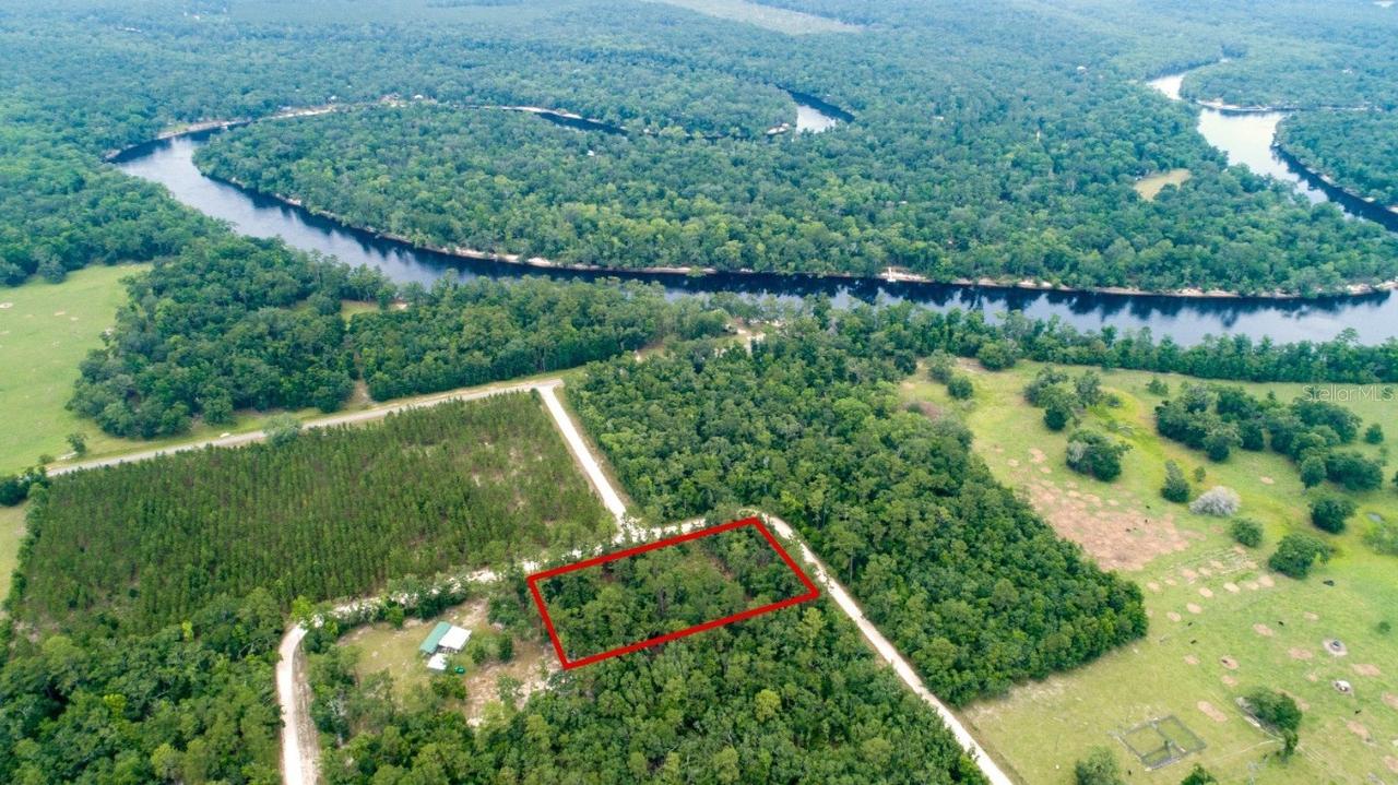 110 SE Deer Trail Rd., Branford, FL 32008