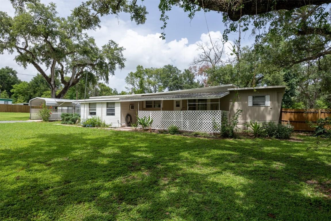 7240 Ottley St., Zephyrhills, FL 33541
