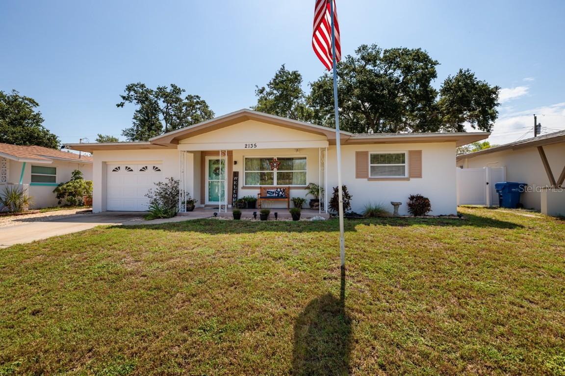 2135 Pocahontas Dr., Largo, FL 33774