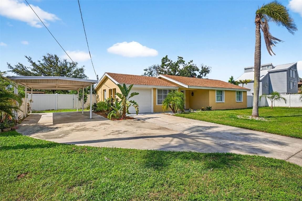3225 W Shell Point Rd., Ruskin, FL 33570